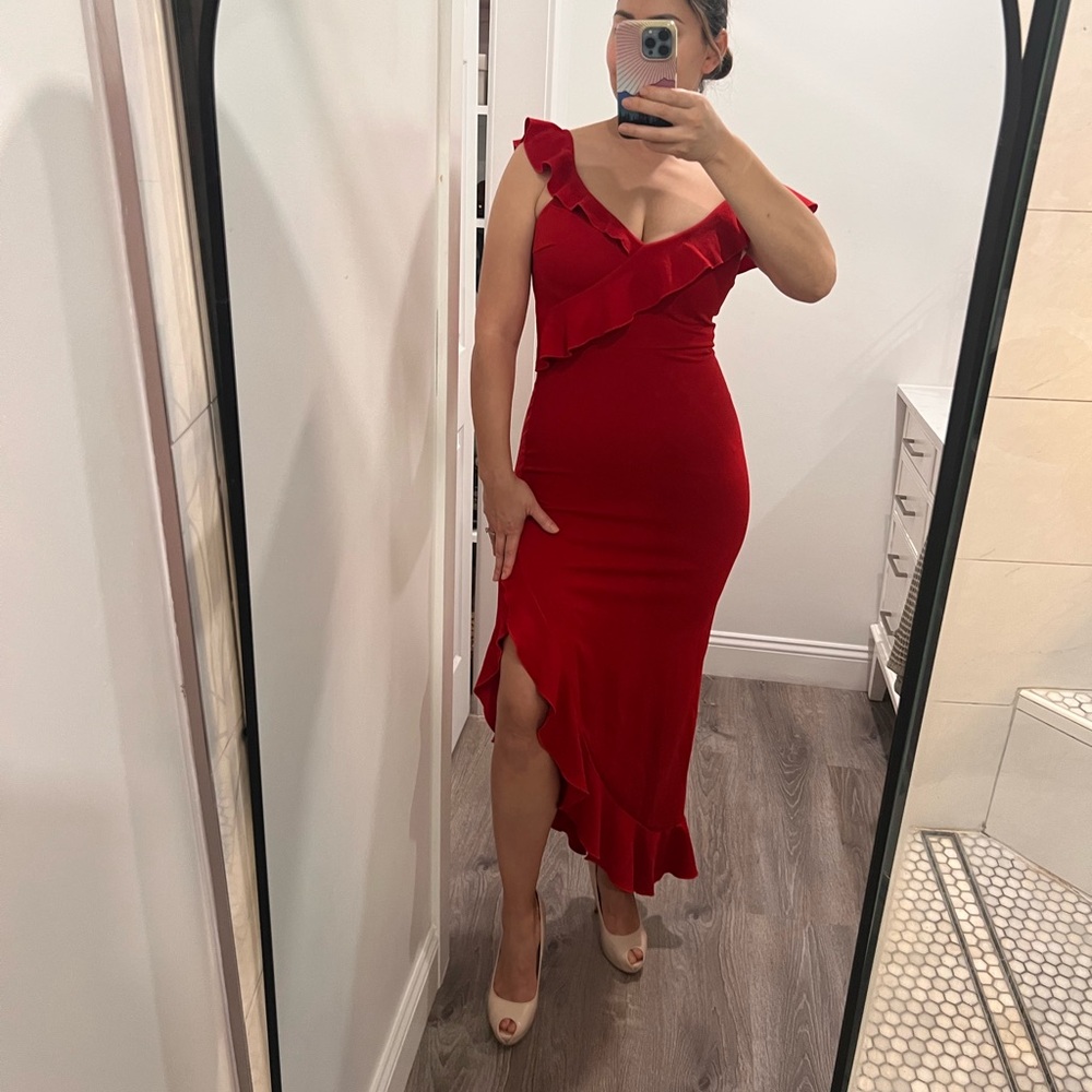 Boohoo Red Ruffle-Detail Asymmetric Midi Dress